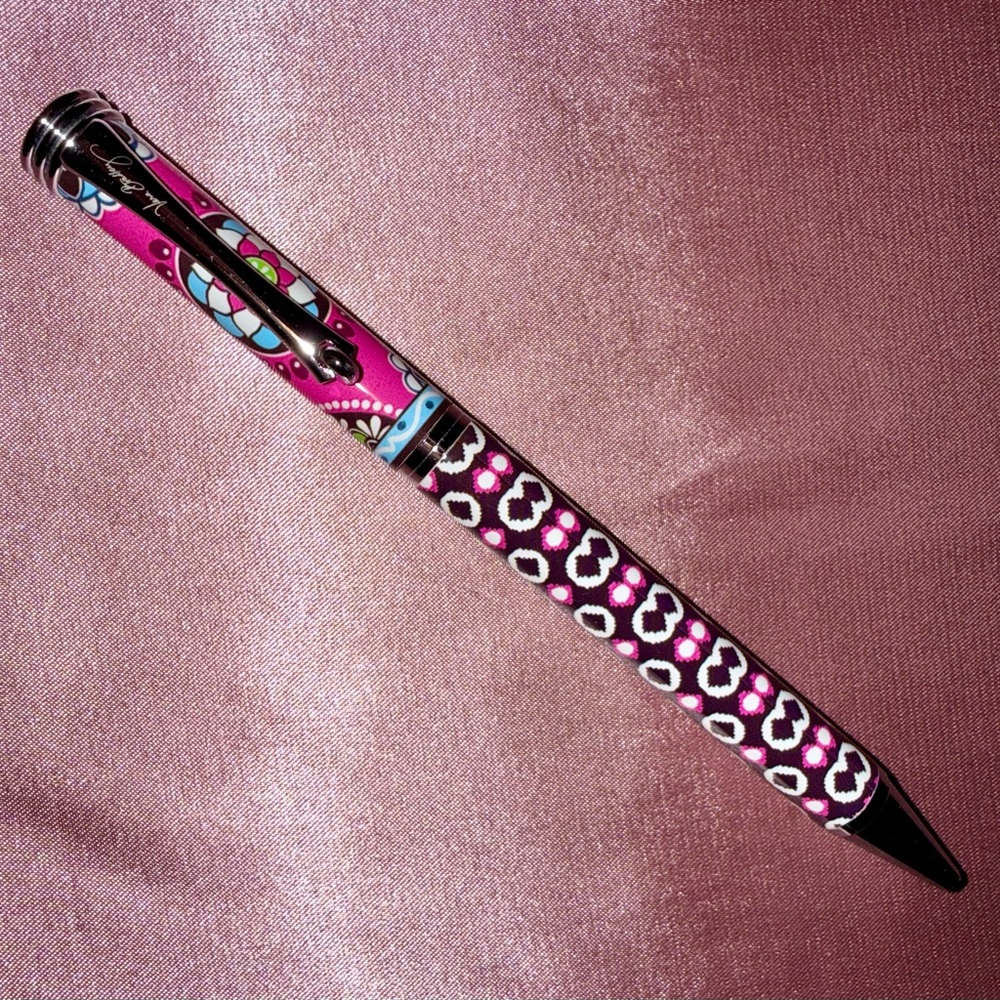 Vera Bradley Pink and Black Geometric Floral Pattern Pen